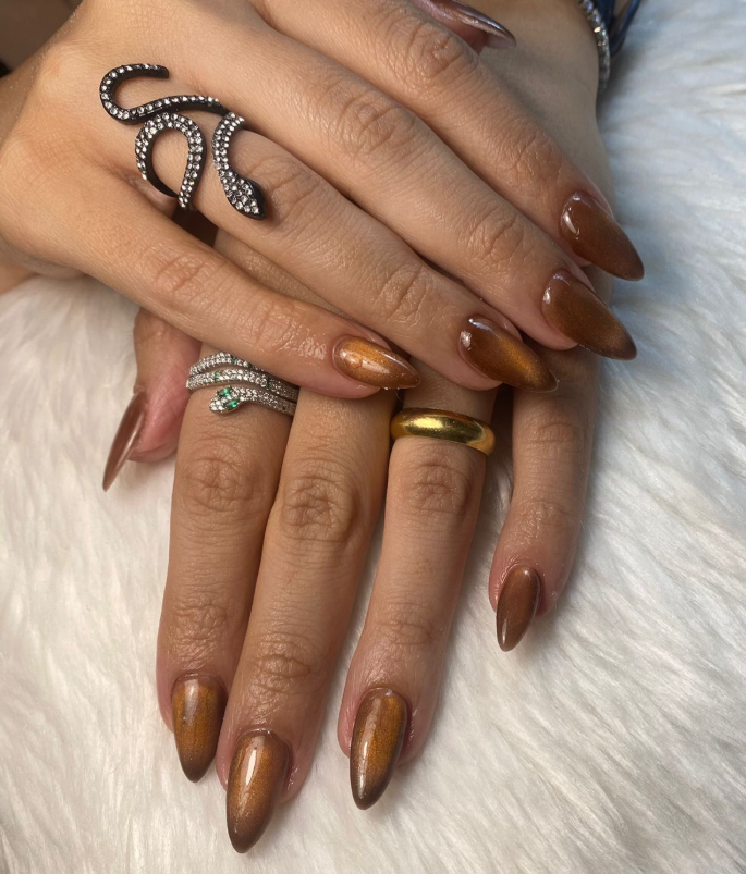 20260710_215650_nail210